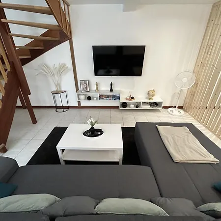 Centre Avec Garage - Parking アパート *